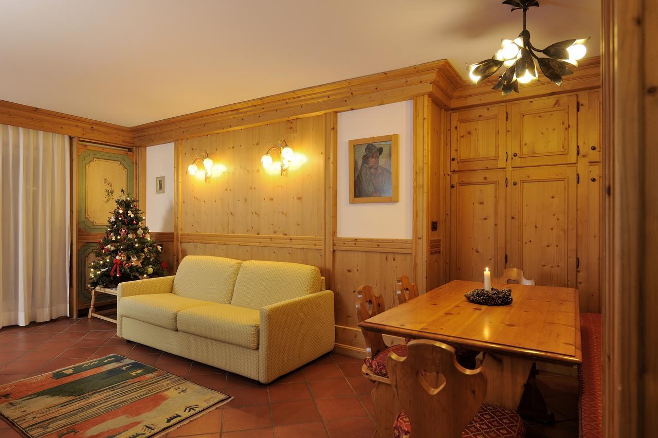Chalet Dei Pini Aparthotel